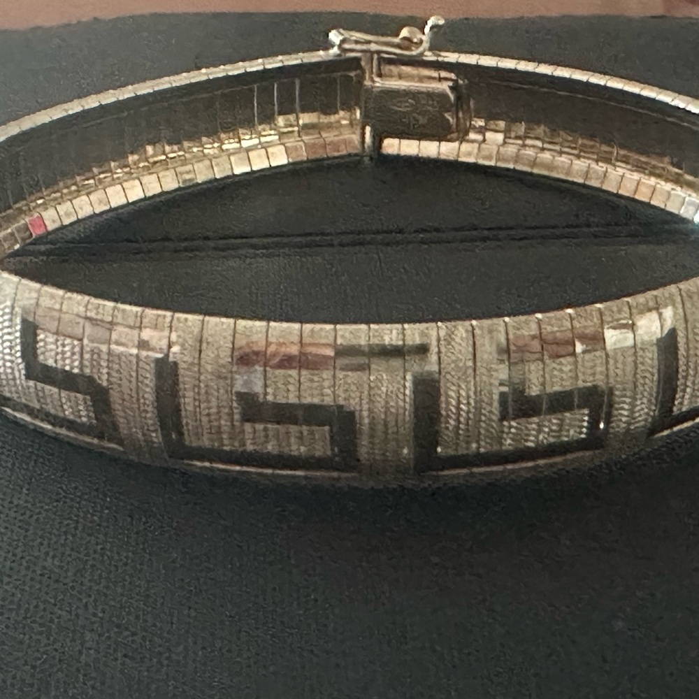 "JACMEL" SOLID STERLING SILVER GREEK KEY STYLED OMEGA FLEXIBLE BRACELET - Picture 3 of 9